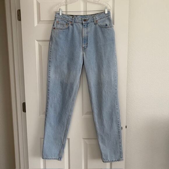 Levi's 512 Jeans Slim Fit Tapered Leg Light-Washed Denim Women's 14 Regular Long - Picture 2 of 12